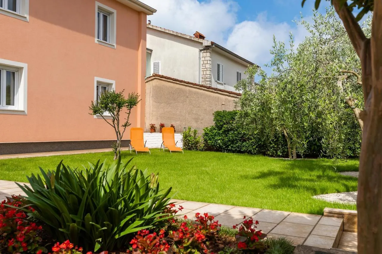 Apartments Prodan Fazana 0*,  Croatia