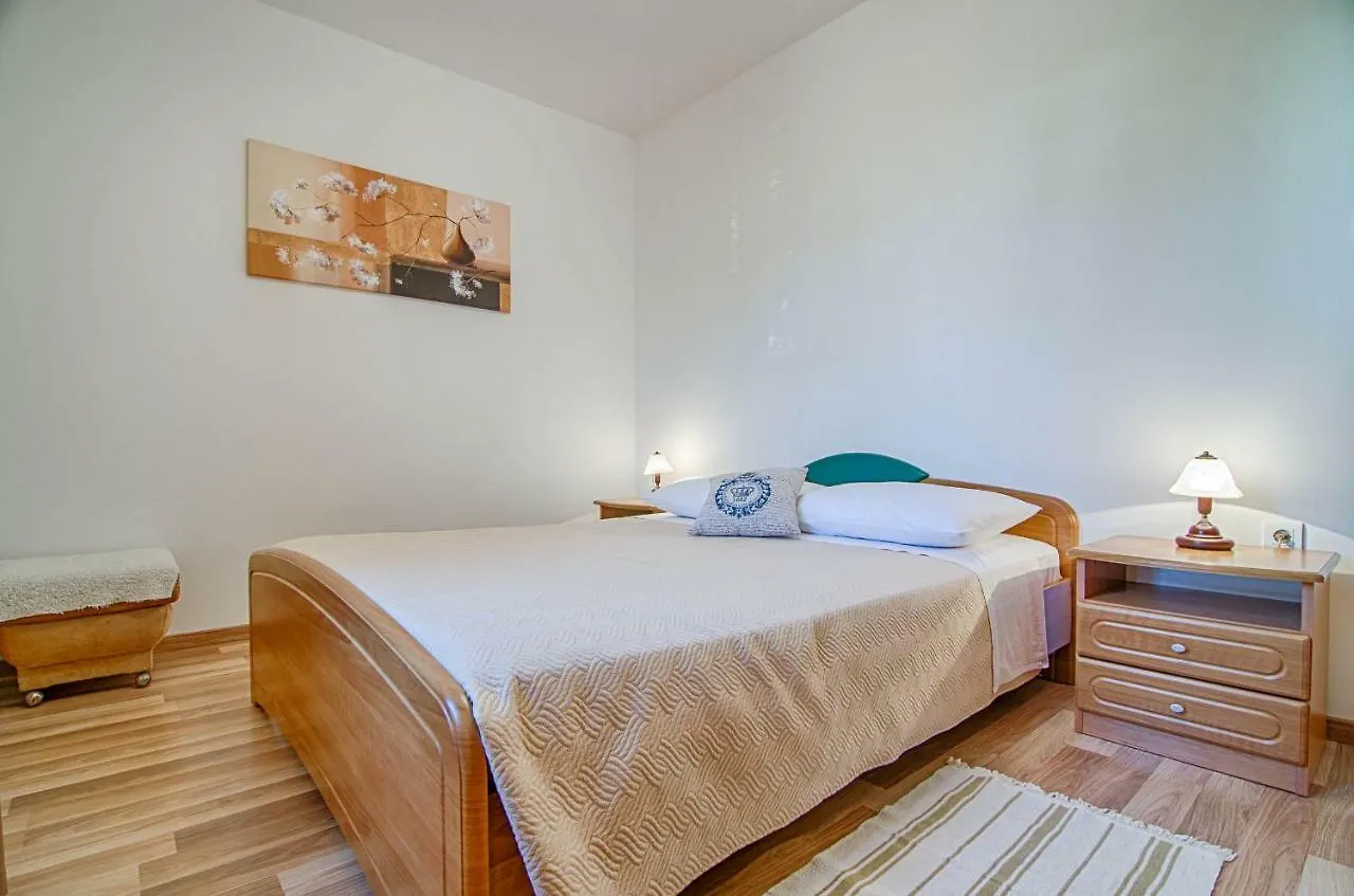 Apartments Prodan Fazana